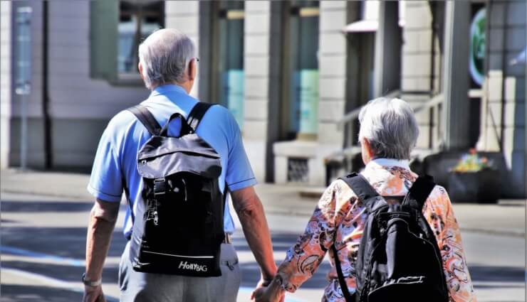 senior-3336451_1920_740x425_acf_cropped